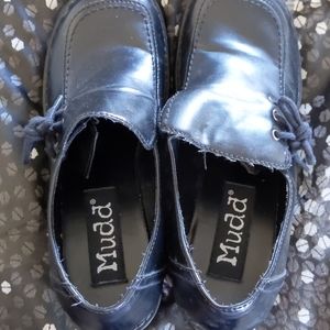 Super cute Black platform shoes!